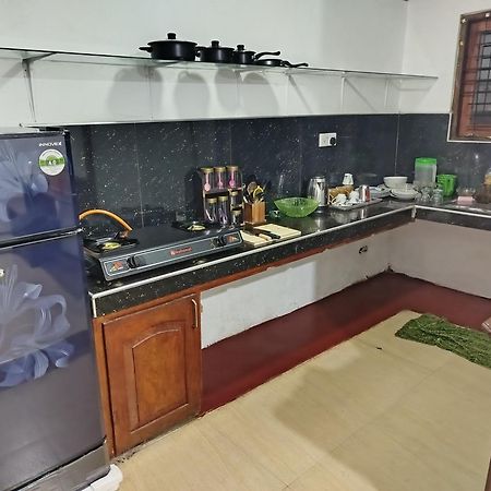 Little Villa Guest House Аханґама Екстер'єр фото