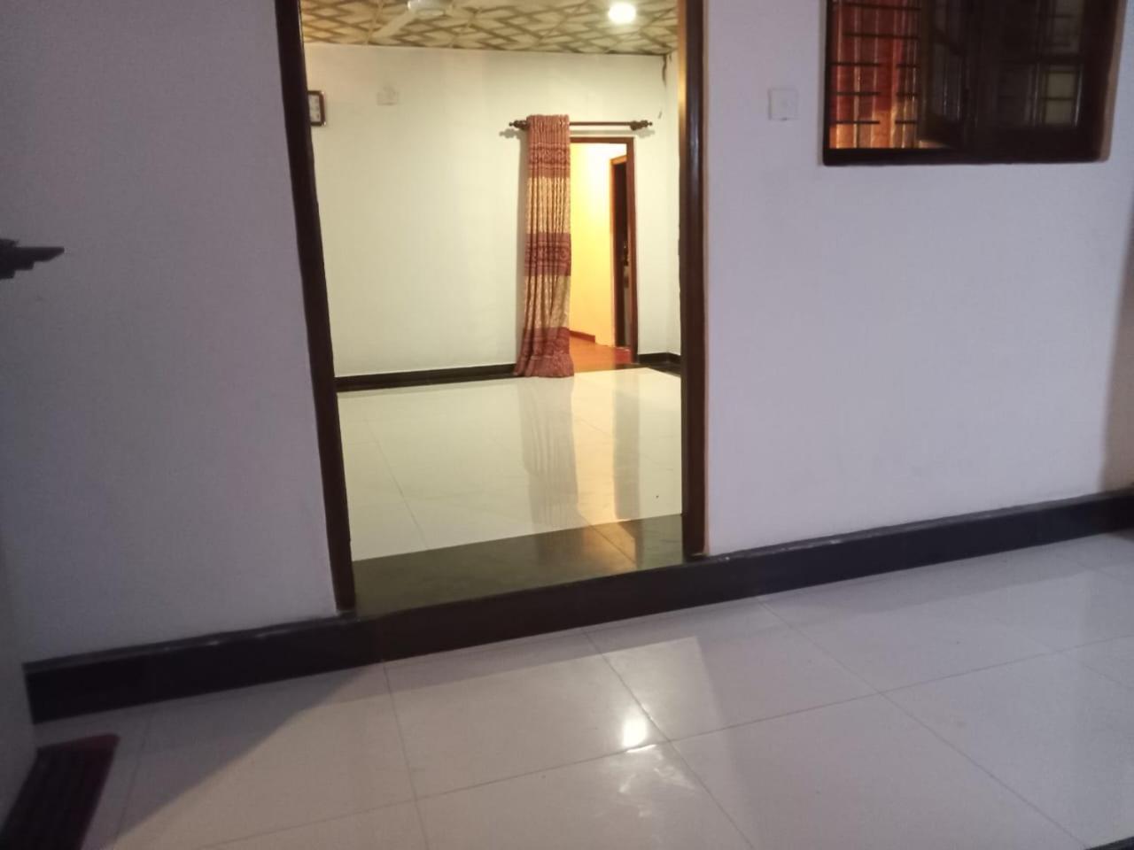 Little Villa Guest House Аханґама Екстер'єр фото
